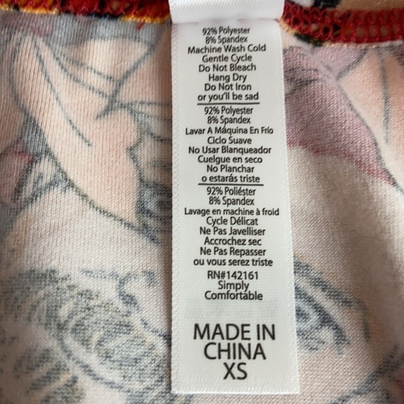 LulaRoe Sexy Santa Clause Print Short Sleeve Shirt Size XS NEW - Picture 10 of 11